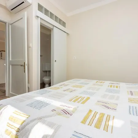Kuca Za Odmor Trsja Tatil Evi Linardići